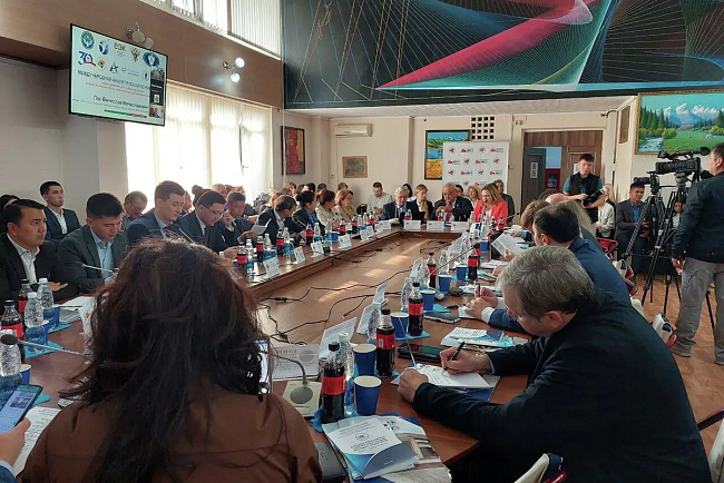С 19 по 22 сентября 2023 г. в Кыргызско-Российском Славянском Университете прошла аналитическая неделя «Евразийский выбор» в рамках торжественного мероприятия, посвященного 30-летию университета